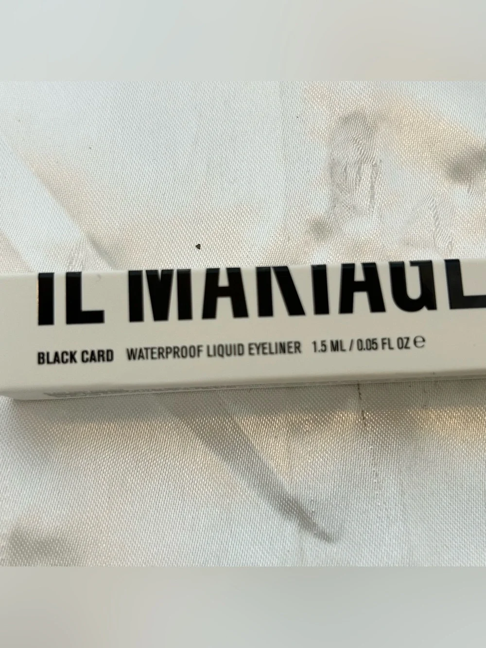 IL‎ MAKIAGE Black Card Waterproof Liquid Eyeliner 1.5 ML/ 0.005 FL OZ
